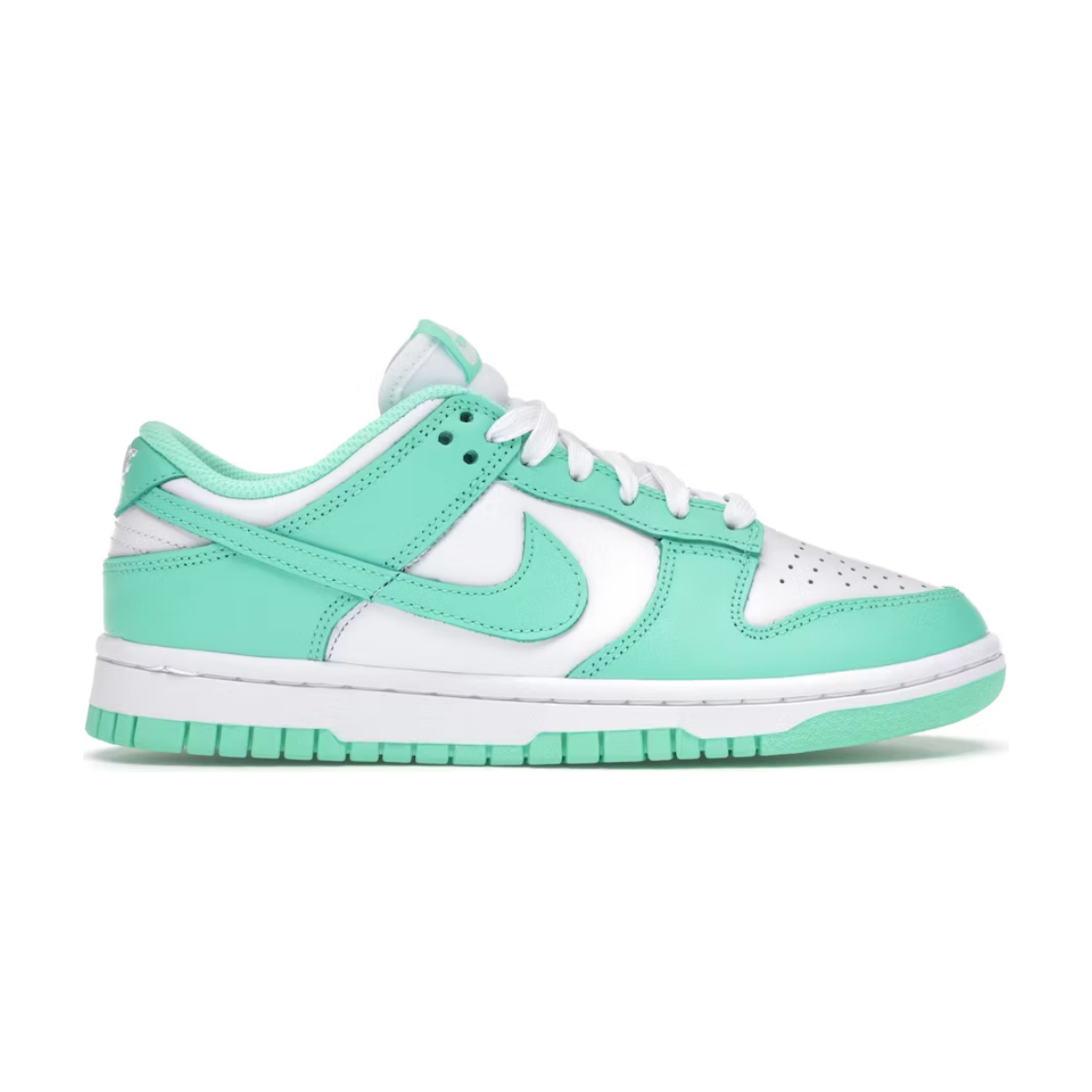 Nike Dunk Low Green Glow (W)