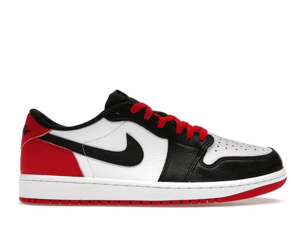 Jordan 1 Retro Low OG
Black Toe (2023)