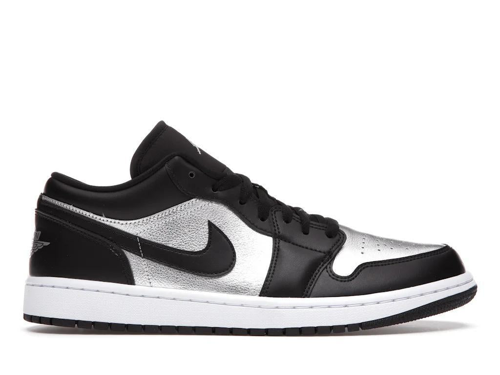 Jordan 1 Low SE
Black Metallic Silver (Women's)