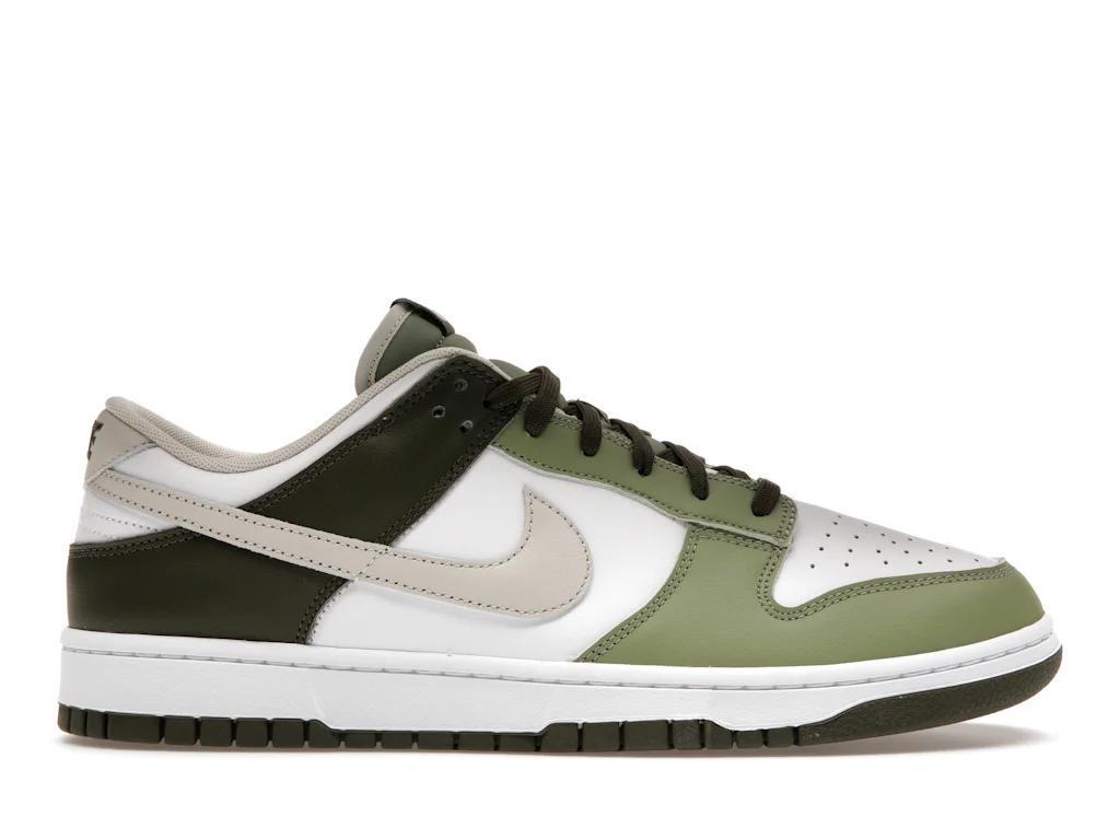 Nike Dunk Low
Oil Green Cargo Khaki