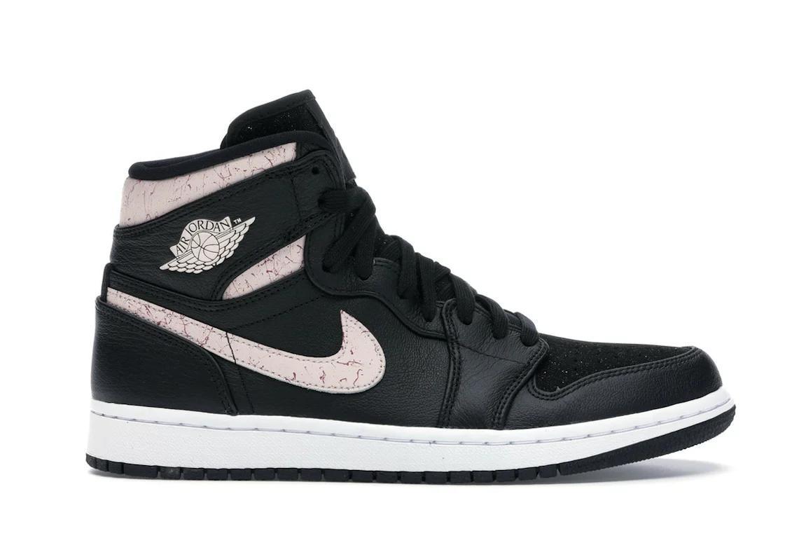 Jordan 1 Retro High
Black Silt Red (Women's)
