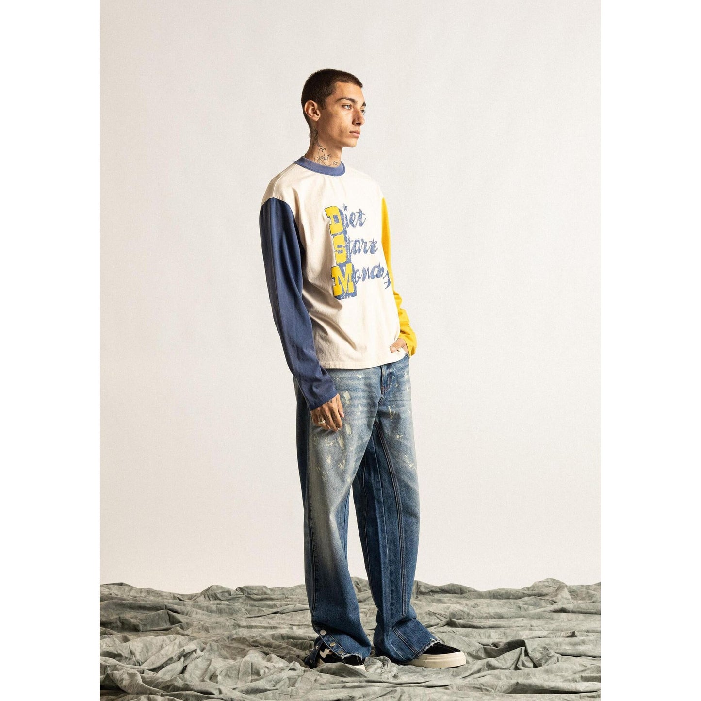 DSM Star Long Sleeve (DSM-HOL24-034)