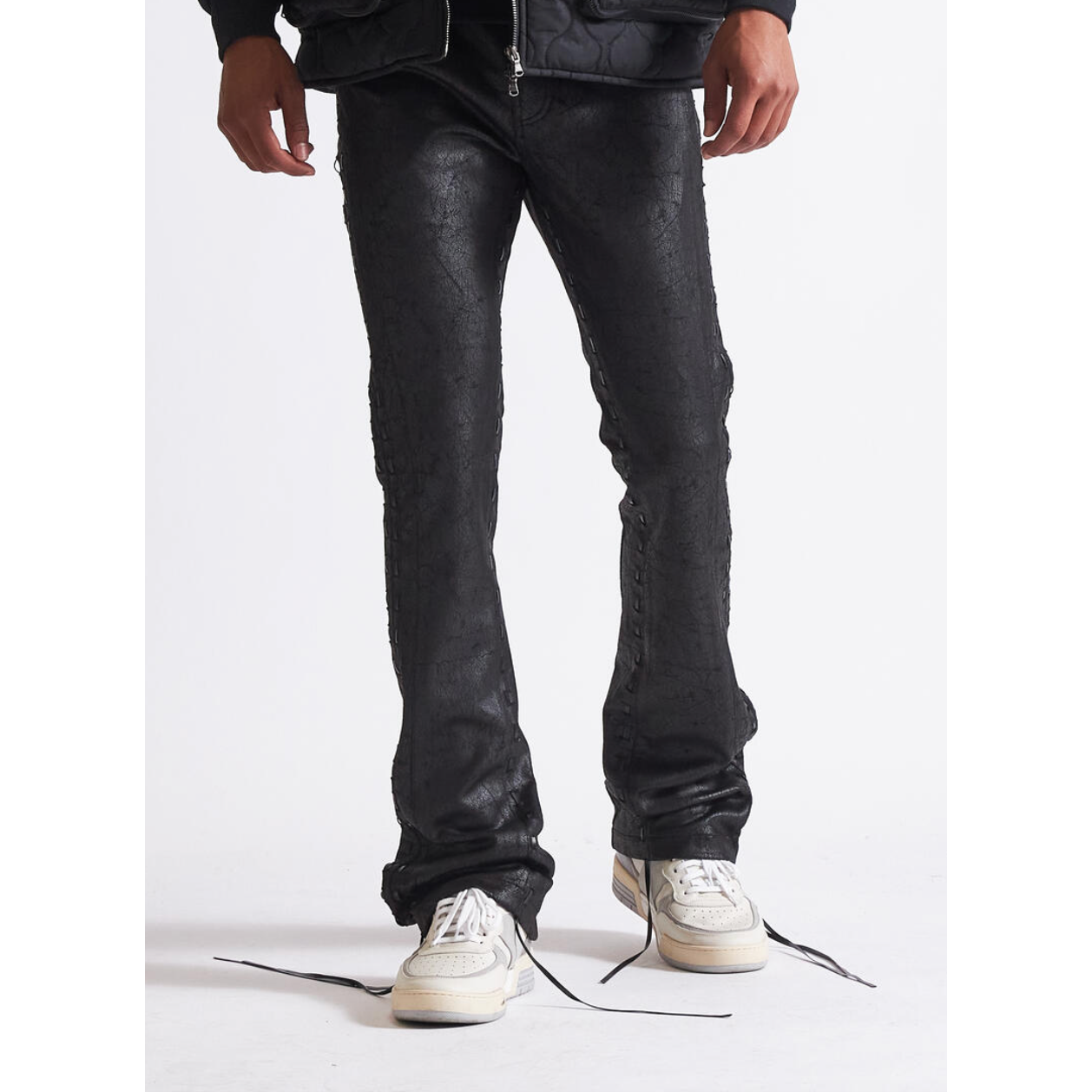 Embellish Mill (Black Wax)