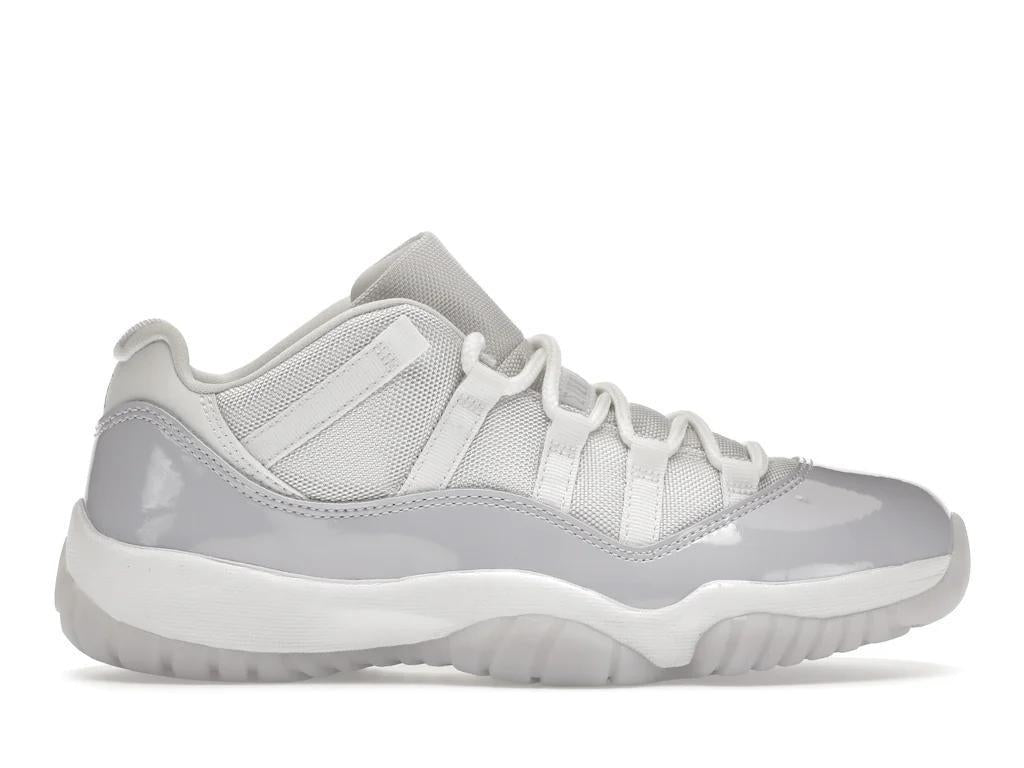 Jordan 11 Retro Low
Pure Violet (Women's)