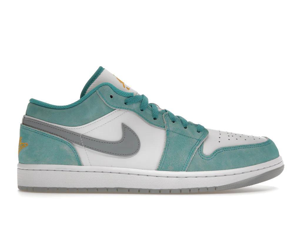 Jordan 1 Low
New Emerald