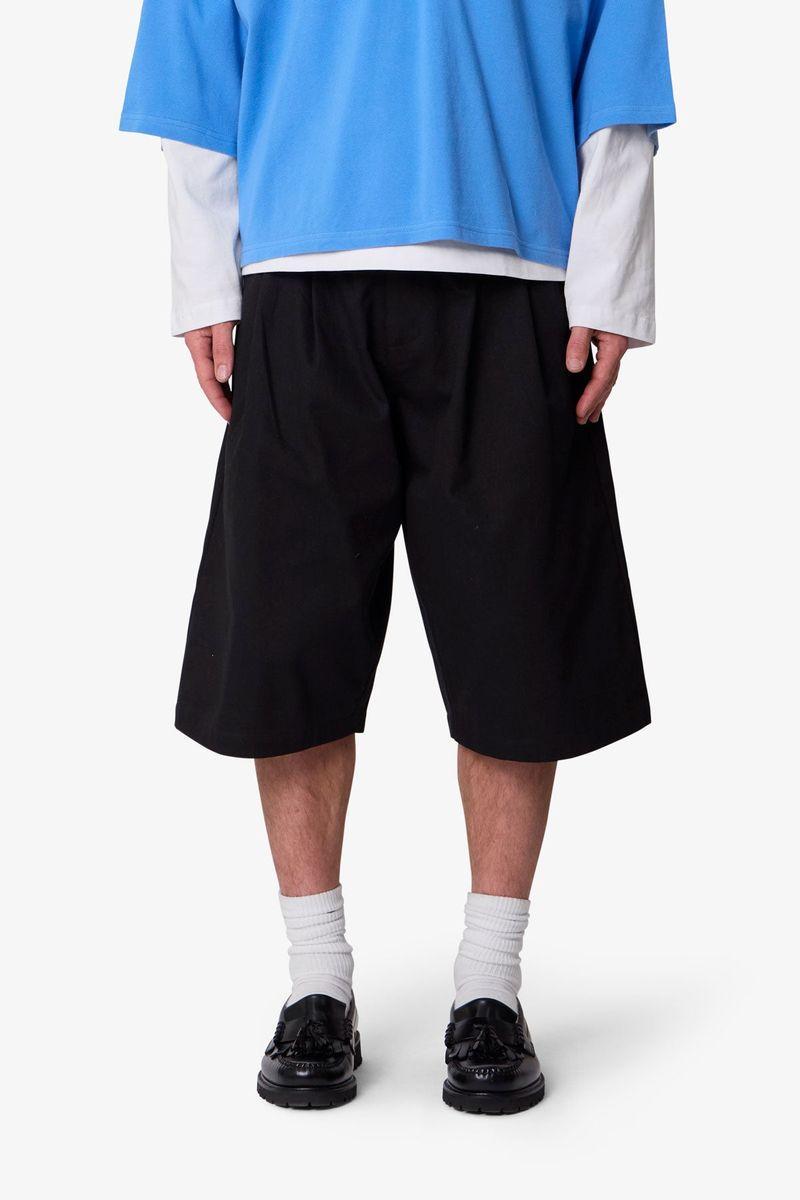 MNML Pleated Twill Short