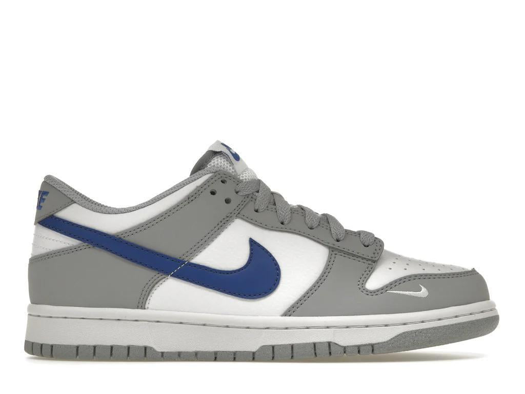 Nike Dunk Low
Mini Swoosh Wolf Grey Game Royal