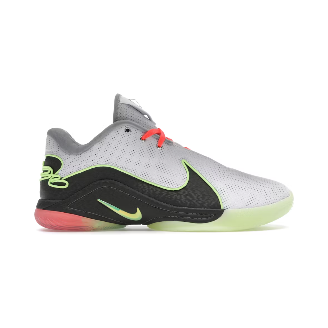 Nike LeBron 22 Moonlight (Translucent Outsole)