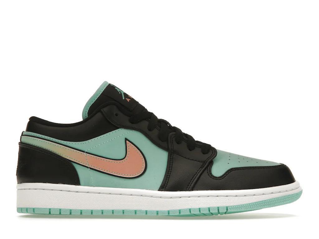 Jordan 1 Low SE
Tropical Twist