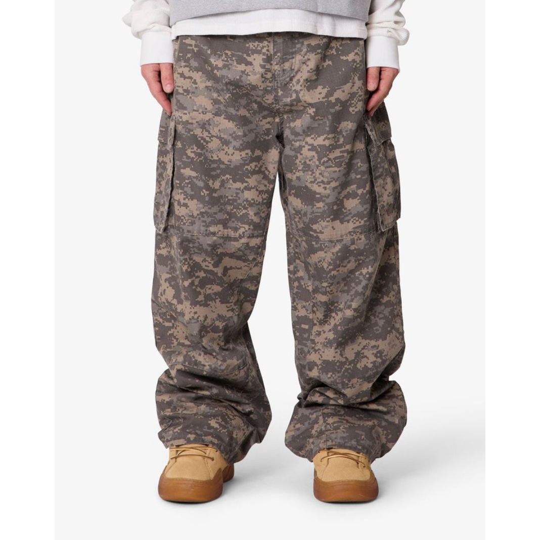 mnml Mega Baggy Cargo Pants