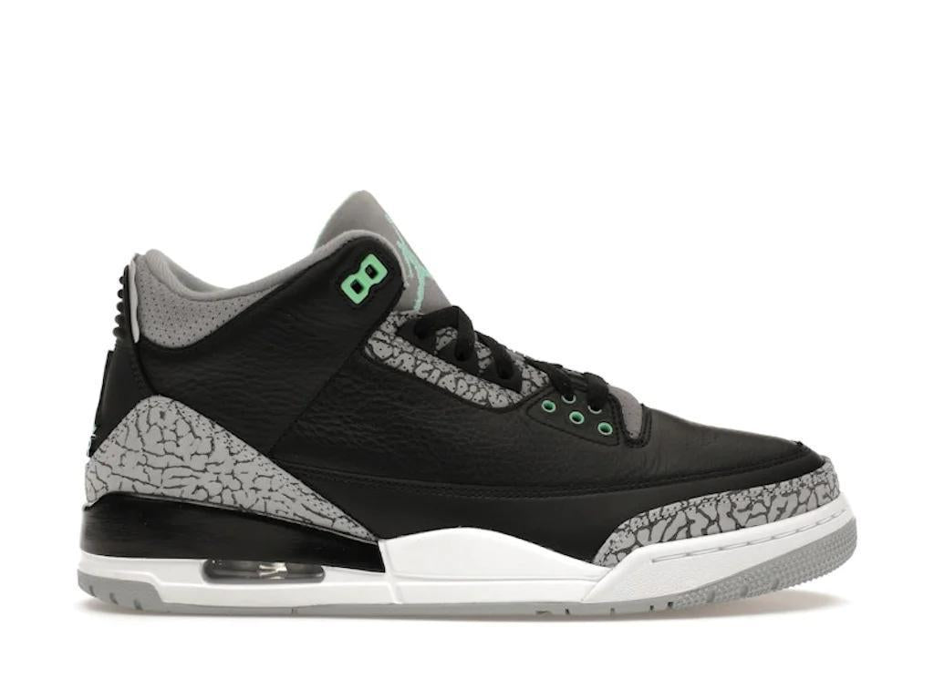 Jordan 3 Retro
Green Glow